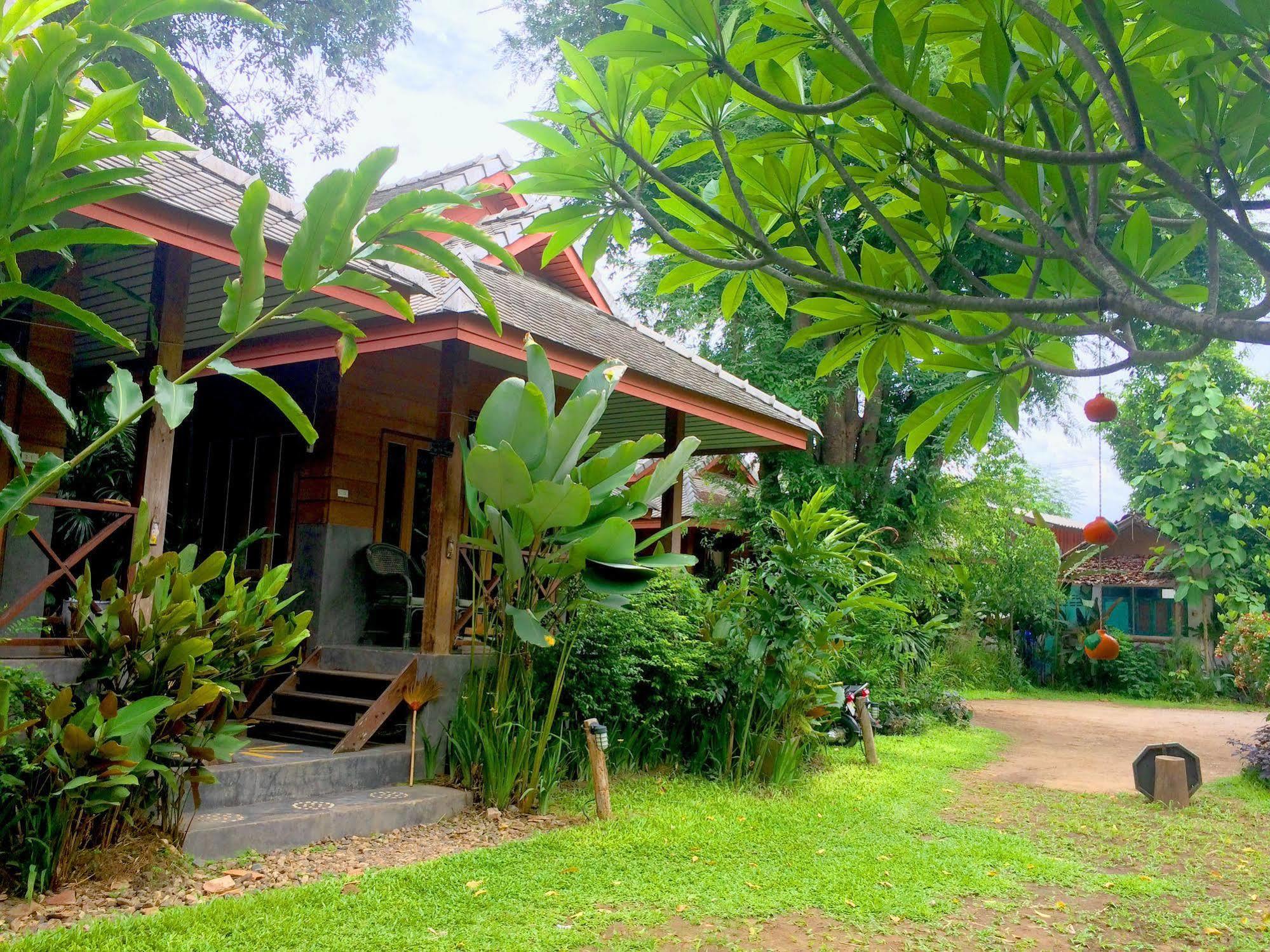 Sawasdeepai River Resort Экстерьер фото